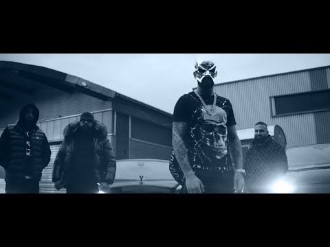 18 KARAT ft. AK AUSSERKONTROLLE - MACHT (prod. by CLASSIC)