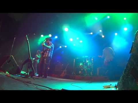 Willy & The Poorboys LIVE BIKINI 2013 - Part 1/3