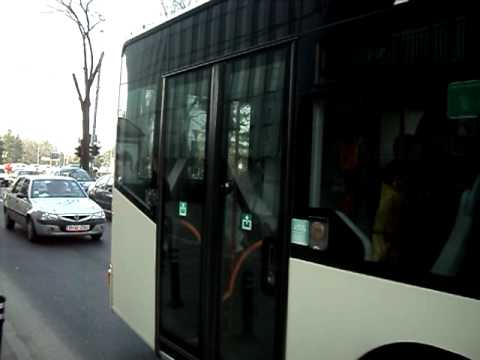 Autobuzul Mercedes Benz Citaro Euro 3 #4575 pe linia 335 plecand din statia Piata Charles de Gaulle
