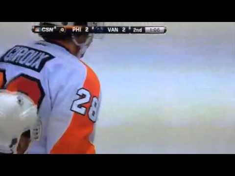 Claude Giroux 12/30/13 goal!