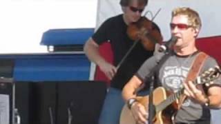 I&#39;m Country by Craig Morgan @ Bristol Motor Speedway August 2009