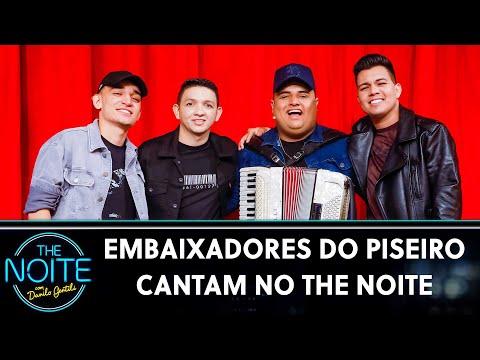 João Gomes, Marcynho Sensação, Tarcísio do Acordeon e Vitor Fernandes cantam no The Noite (15/12/21)