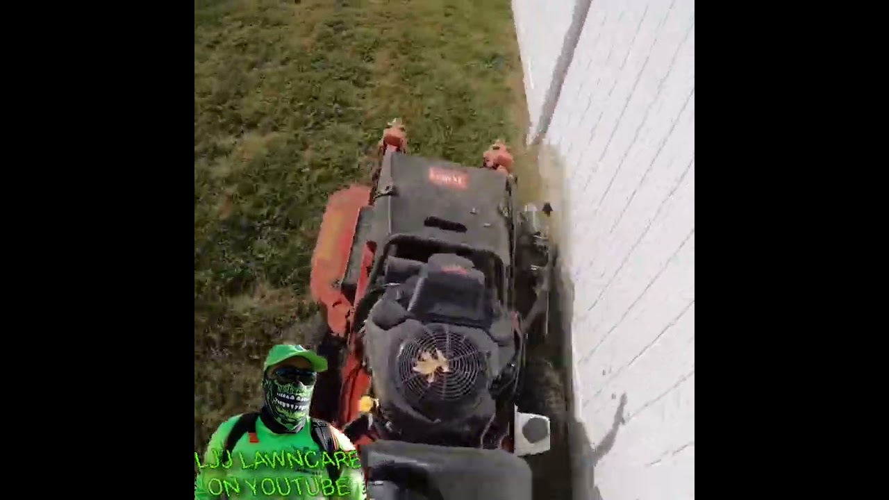 Mulching Yards Without The Recycling Kit Works Fine #lawncare #mowing #cuttinggrass