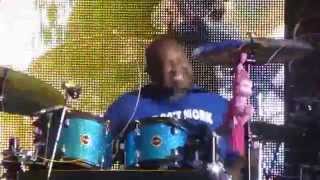 Myron Howell ~ drum solo on Tall Glass of Something with Jake Owen