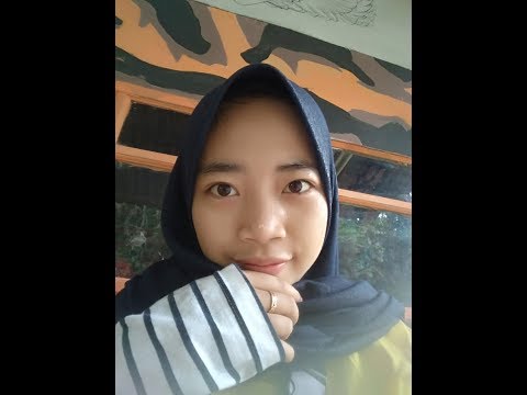 PEREMPUAN INI NGOMONGIN KEMALUANNYA