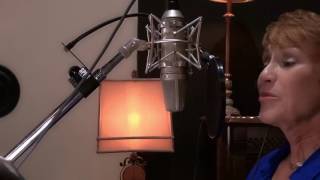 Amanda McBroom - VOICES… The Backstage Pass