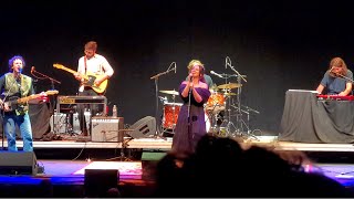 Waxahatchee - Six O&#39;Clock News (Kathleen Edwards) - Live in Durham, NC - 5/14/2025