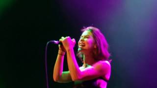 Meg Myers - Tear Me To Pieces - In Chicago 2018 At The House Of Blues