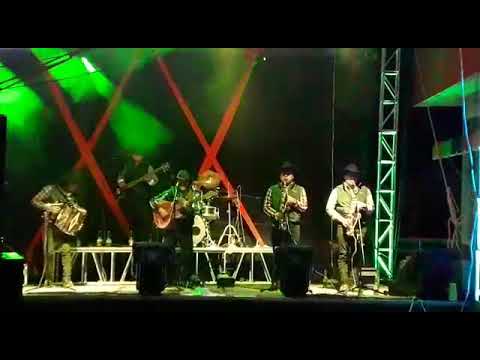 MACARENA...LA ESTAMPA NORTEÑA DE David Espinoza 951 362 22 15