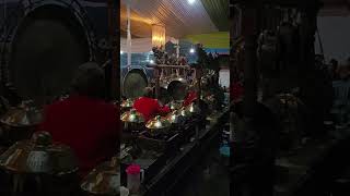 Download lagu Ki Anom Dwijo Kangko Sblm Limbukan #shorts #dwijo #kangko #dwijolarasindonesia #wayangkulit #live mp3 Download lagu Ki Anom Dwijo Kangko Sblm Limbukan #shorts #dwijo #kangko #dwijolarasindonesia #wayangkulit #live mp3