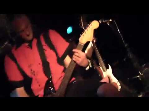 The Man With The Golden John - The Surfing Henchmen. Live @ BETA (amager bio)