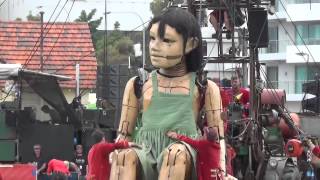 Day 1. The Giants. Little Girl Giant in Perth. Royal de Luxe. Perth, Australia