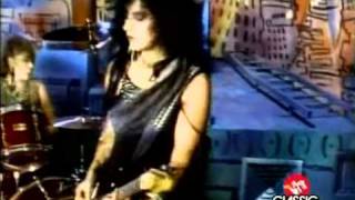 Girlschool - Running Wild.avi