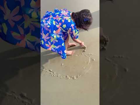 Ojasvi n beach p Bhut enjoyKia😍#trendingshorts#viral#cute#ytshorts#beach#goa#kidsvideos#ojasvityagi
