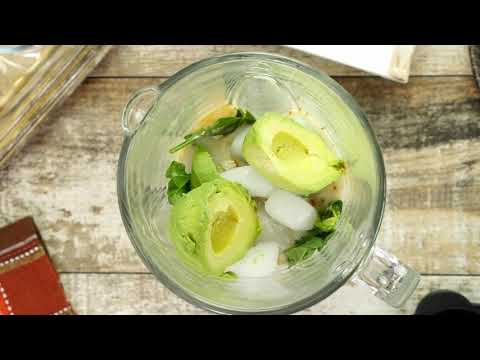 Easy Keto Avocado and Spinach Smoothie Recipe