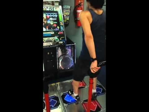 DARQs plays DDR X2 - DoLL (Xythar Edit)