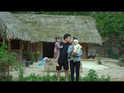 Giving up everything | CEO lives a simple life with his single mother | Tieu Ca