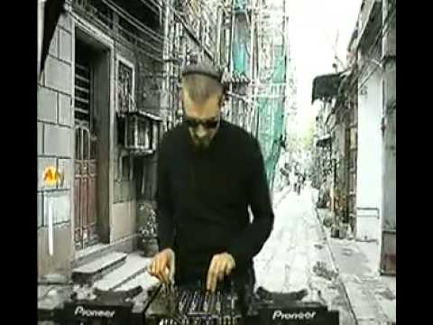 Compass-Vrubell - RTS.FM.101110