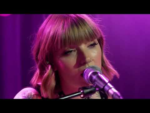 Jemma Johnson performs 'Sing It With Me' and 'Love Rush'