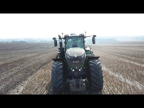 Fendt 1038 Vario Going Uphill w/ Samson PG II 28 HWD Laying Out Manure | Danish Agriculture