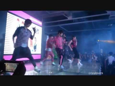 [Fancam] 122712 F.cuz No.1 Kpop Nation 3 @ SM Mega