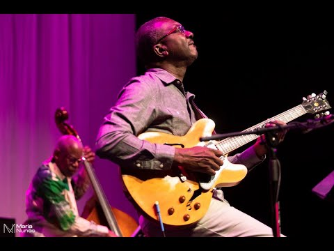 I Music composed by Len Boogsie Sharpe