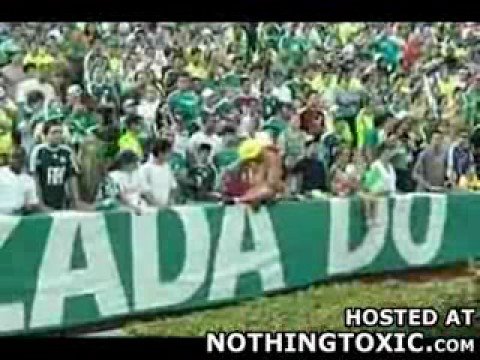 Borracho en partido de fútbol