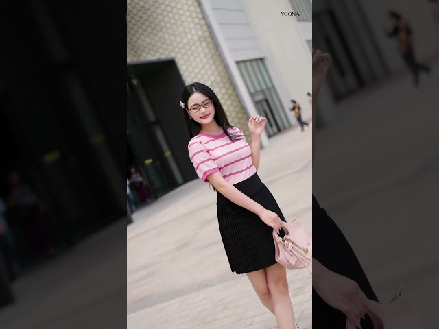 EHNG2B360 - Áo ren lưới