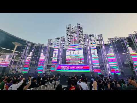 Dubvision -  Heart w/ Something Just Like This Live at StrikeMusicFestival 2022