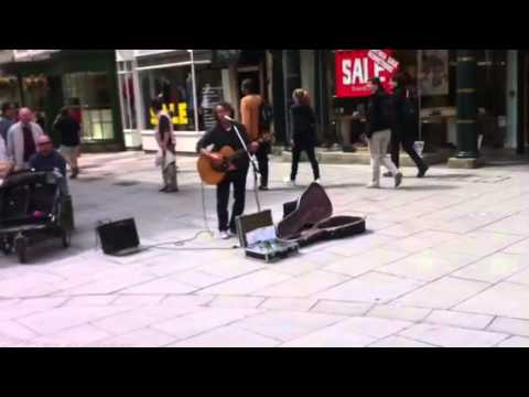Busker in Bath 2