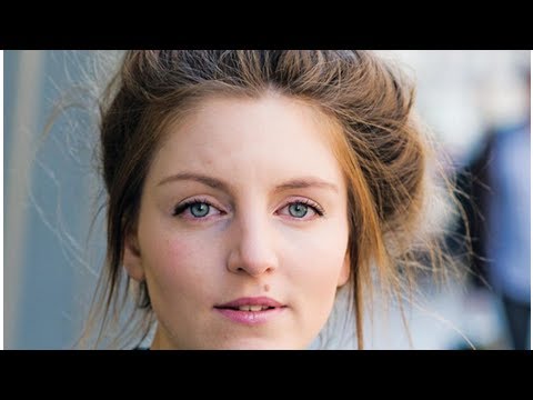 Schrijfkrampen slaan toe bij beloftevolle Lize Spit: “Er zijn mensen die willen dat ik op mijn gezi