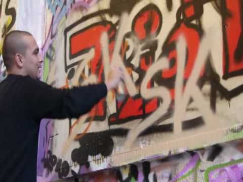 SK EKREM PRÄSENTIERT DIE GANG IN FRANKFURT