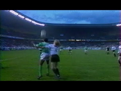 Racing Club de Paris 1-2 ASSE - 31e journée de D1 1986-1987