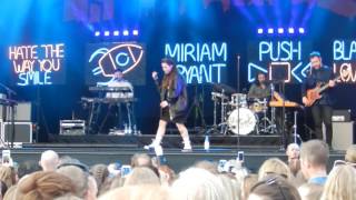 Miriam Bryant om Så Mycket Bättre + sjunger Life is a flower på Liseberg 2016-05-26