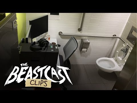 What's Better: Your Own Office or Your Own Bathroom? (Giant Beastcast 11/15/2019)