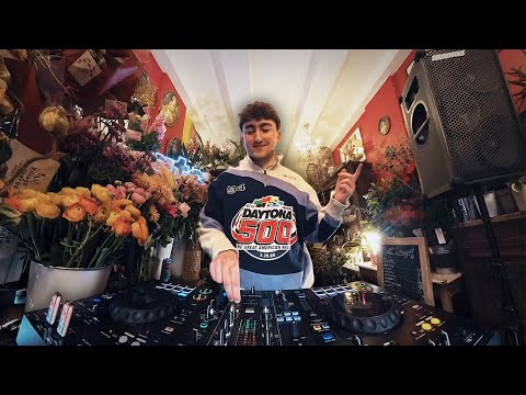 Chill Emotional House Mix | Live Flower Shop DJ Set in Paris (Fred Again, AVAION, Nimino, Tobiahs)
