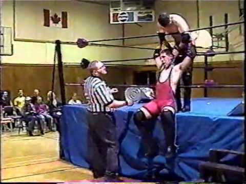 Skott Phoenix vs Cypress - Hardcore match  - MSW - October 2002