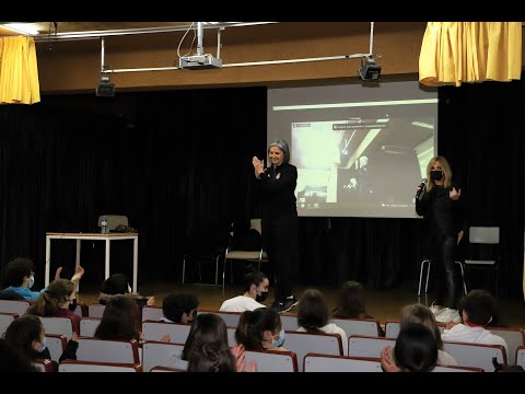 REPORTAJES RFFM TV - La RFFM da valor al fútbol femenino con Súmate en el IES Europa de Móstoles
