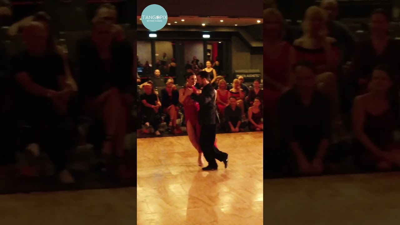 Andrea Vighi & Chiara Benati dance Juan D'Arienzo - El Aeroplano