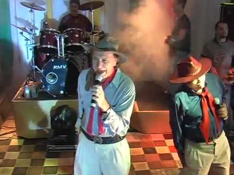 06   Os 3 Xirús   Baile da batata