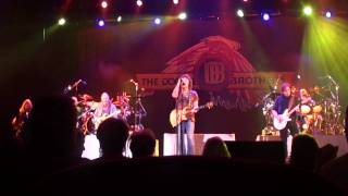 Doobie Brothers - World Gone Crazy - 5-1-10