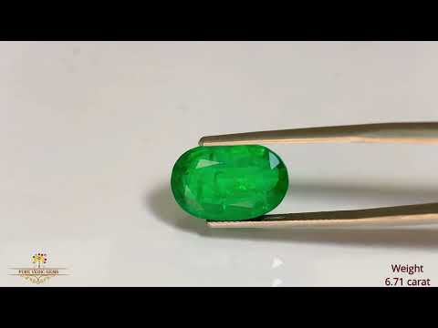 Emerald 6.71ct.On-Demand video