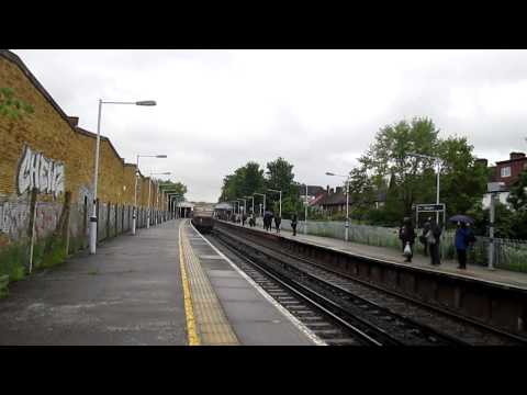 (HD) DRS 37425 + 37603 Work the 6O62/6M95 Nuclear Flask Trains On The Catford Loop Line 24/5/13
