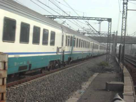 InterCity 586 "Vesuvio" in transito sulla DD (PC Melegnano -MI Rogoredo)