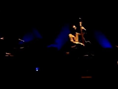 Roberto Fonseca Trio - "Llego Cachaito", like you've never heard it before