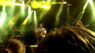 Go Back To The Zoo ft. Frank vd Lende - Head Up High @ Bevrijdingsfestival Wageningen 2015