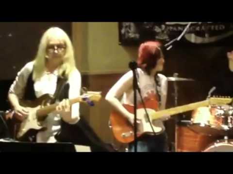 Amanda Ruzza Group @ Bass Bash 2014