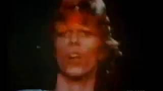 BOWIE ~ KNOCK ON WOOD &#39;LIVE 74&#39; ~  TOTP PROMO