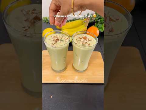 Avocado milkshake 🔥tasty milkshake #shorts #milkshake #healthyrecipes #avocado #5minuterecipe