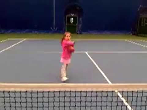 Sofia 6 years old playing tennis at FC Tennis